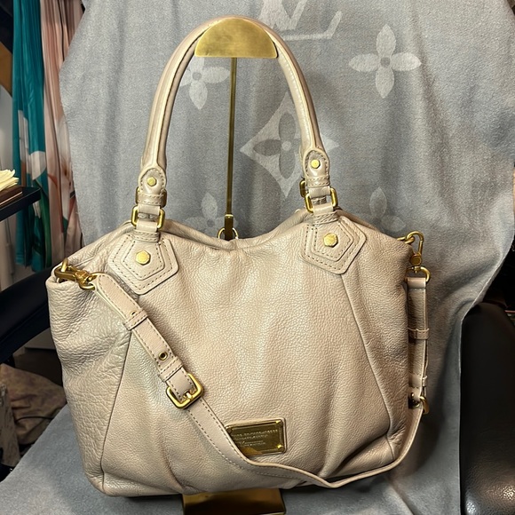 Shoulder Bag Marc Jacobs Taupe Marc Jacobs Taupe Shoulder/Crossbody With  Call Outs As Shown - Main Image
